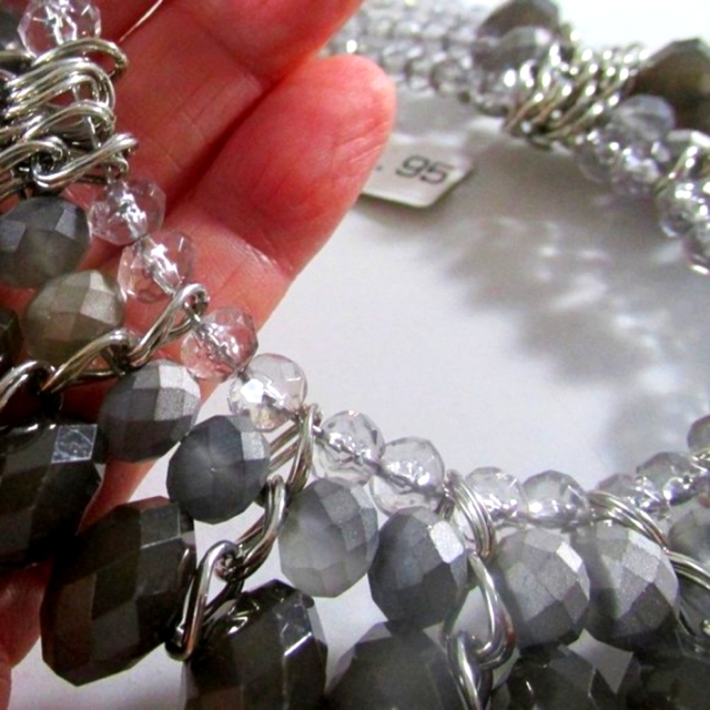 Tri Color Grey Crystal Bid Statement Rhodium Plated Necklace - Picture 5 of 5